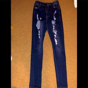 Women’s 11/12 fashion nova skinny jeans
